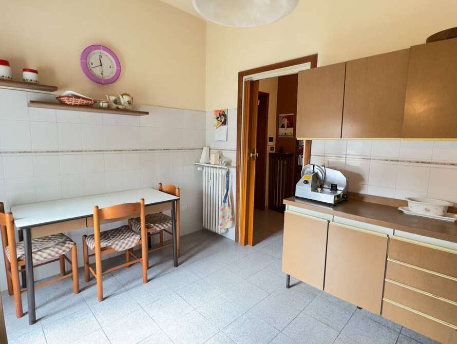 appartamento di 3 locali a vimercate
