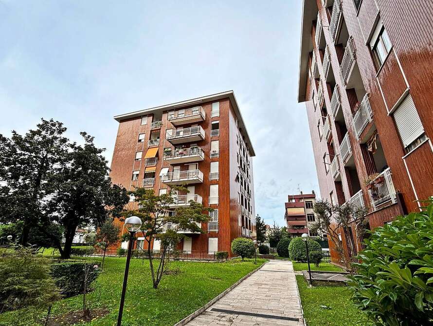 appartamento di 3 locali a monza