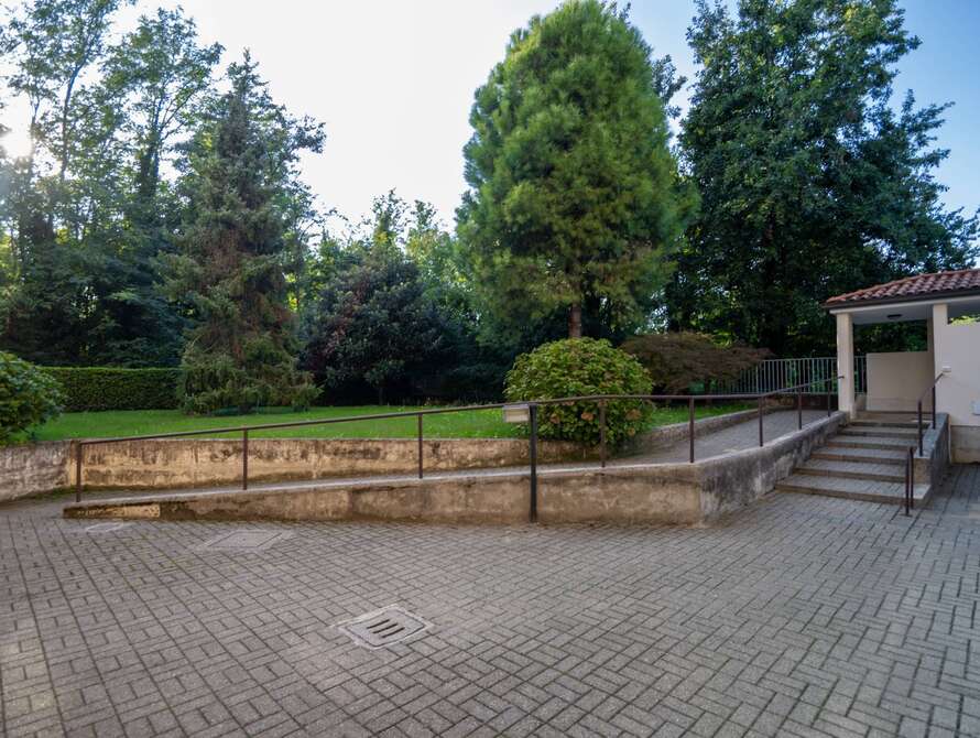 appartamento di 3 locali a usmate velate