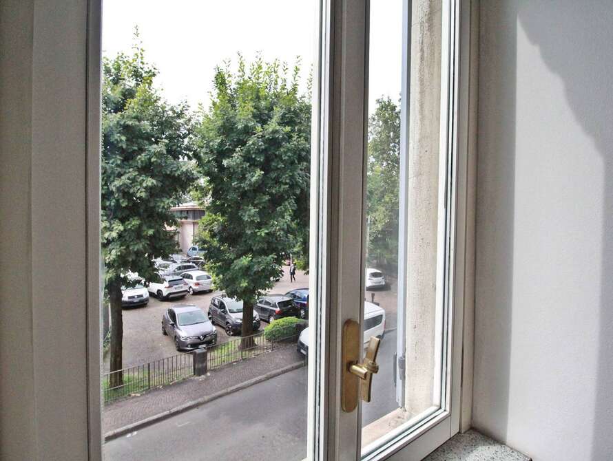 studio ufficio di 4 locali a monza