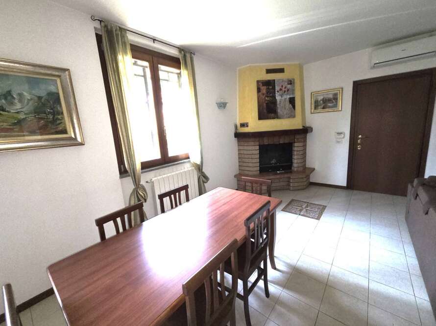 villa di 4 locali a caponago