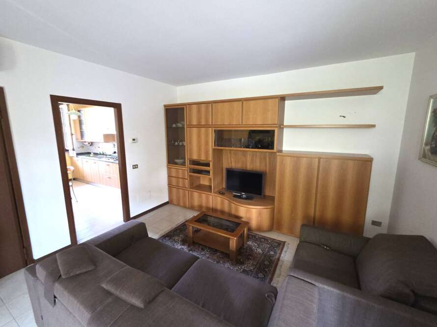 villa di 4 locali a caponago