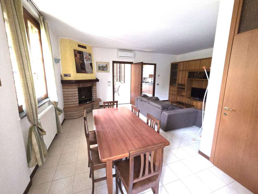 villa di 4 locali a caponago