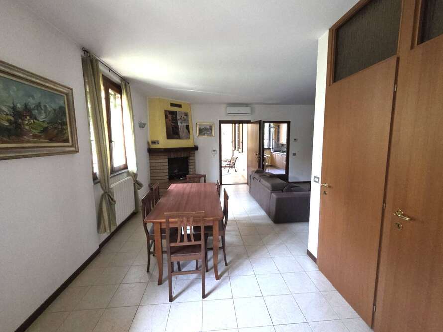 villa di 4 locali a caponago