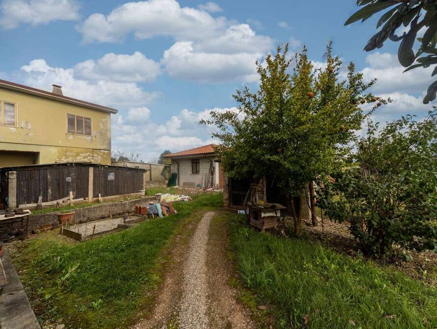 villa di 5 locali a concorezzo