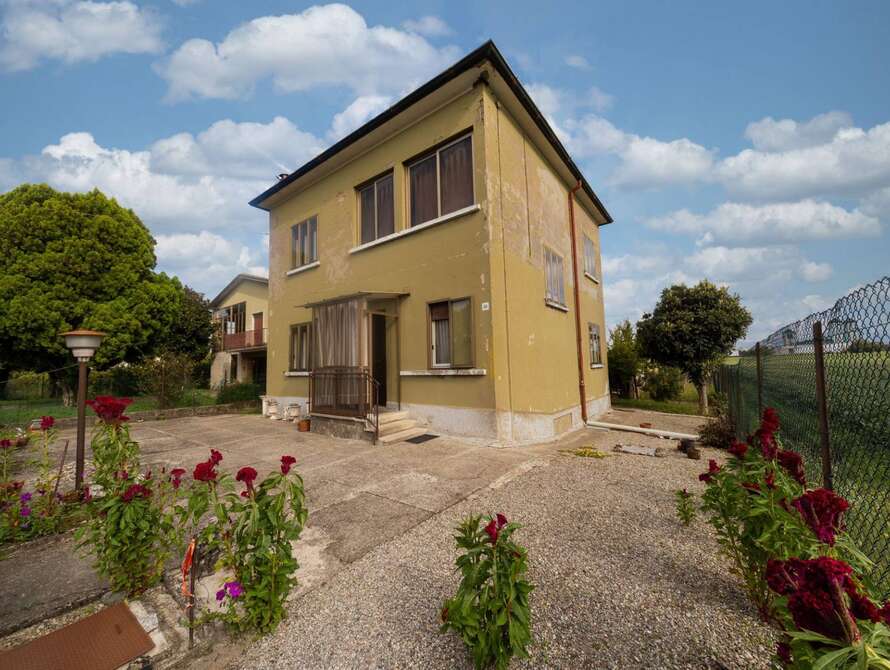villa di 5 locali a concorezzo