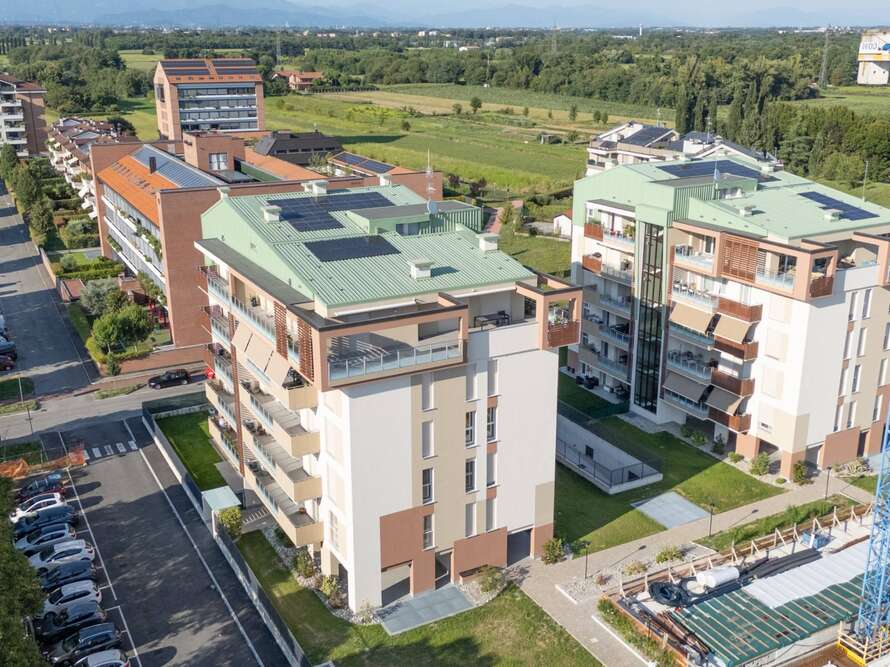 appartamento di 4 locali a agrate brianza