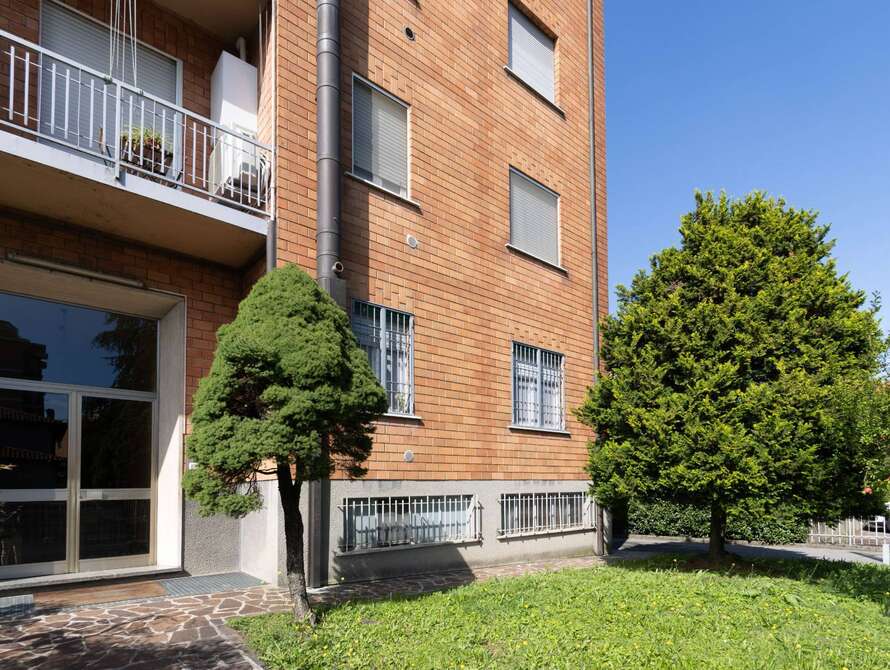 appartamento di 3 locali a usmate velate
