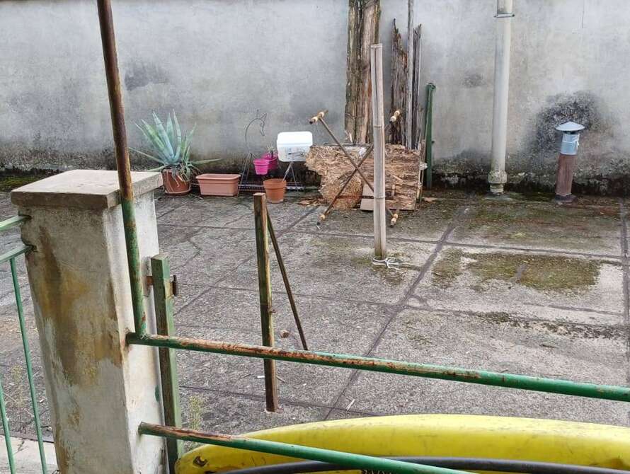 porzione di casa di 8 locali a cornate d adda