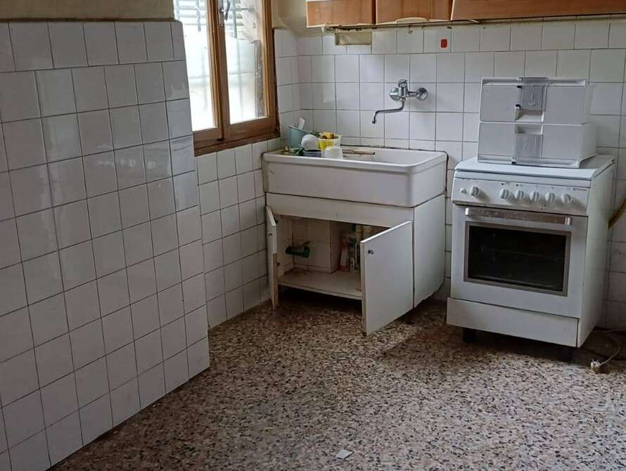 porzione di casa di 8 locali a cornate d adda