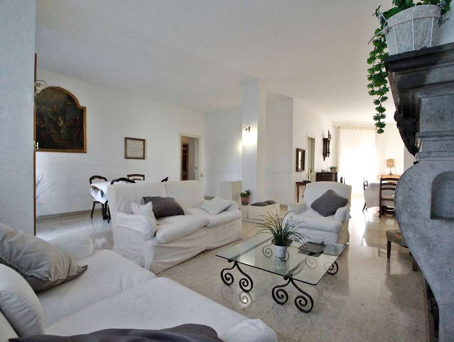 appartamento di 5 locali a monza