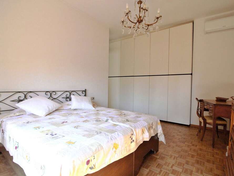 appartamento di 5 locali a monza