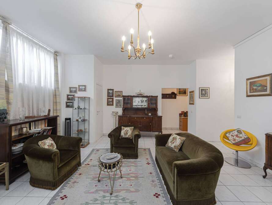 laboratorio di 3 locali a cologno monzese