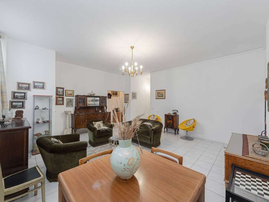 laboratorio di 3 locali a cologno monzese