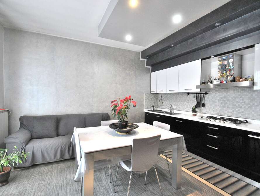 villa di 8 locali a vimercate