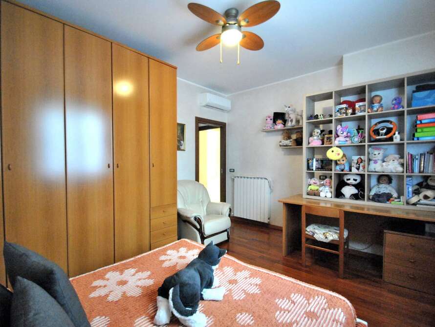 villa di 8 locali a vimercate