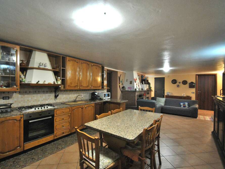 villa di 8 locali a vimercate