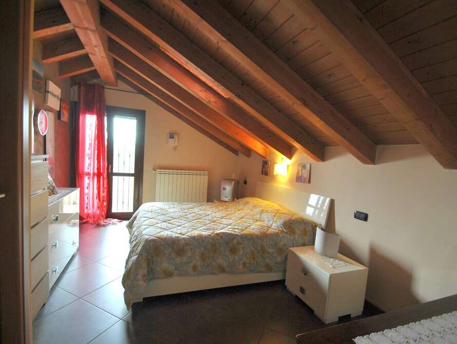villa di 8 locali a vimercate