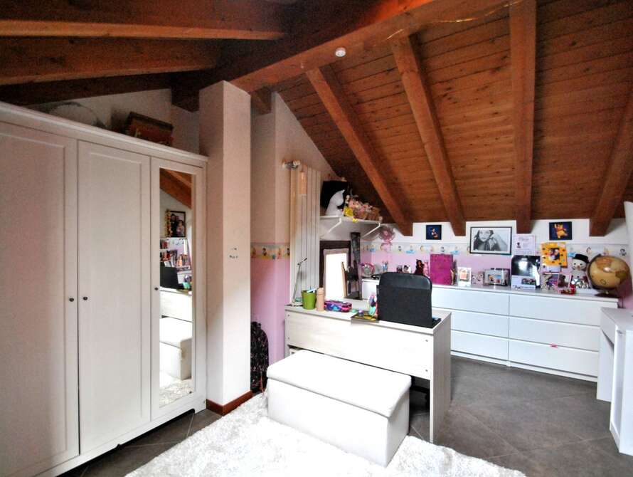 villa di 8 locali a vimercate