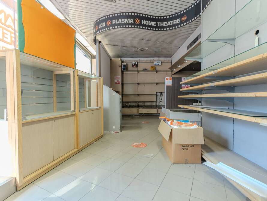 locale commerciale a lissone