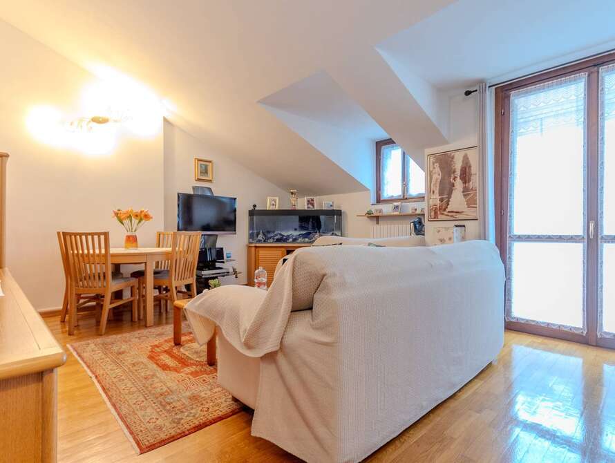 mansarda di 3 locali a lissone