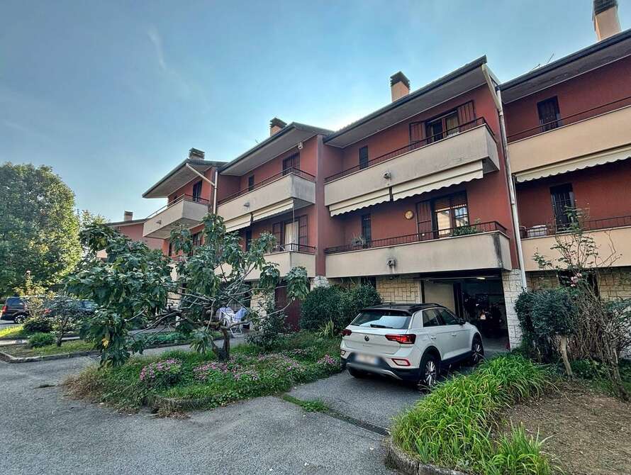 villetta a schiera di 4 locali a usmate velate