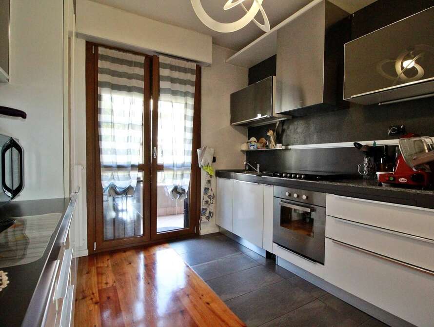 villetta a schiera di 4 locali a usmate velate