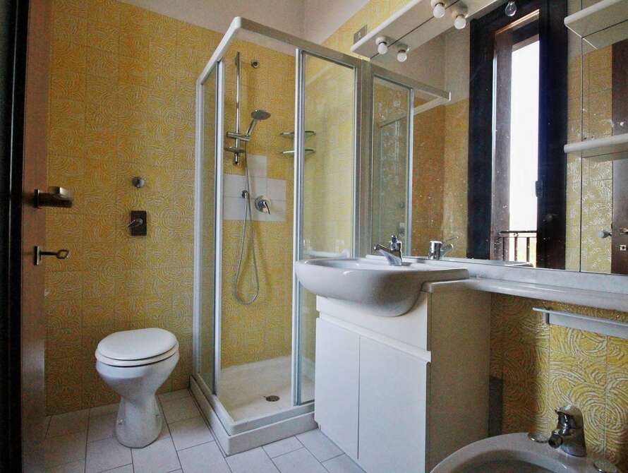 attico di 5 locali a monza