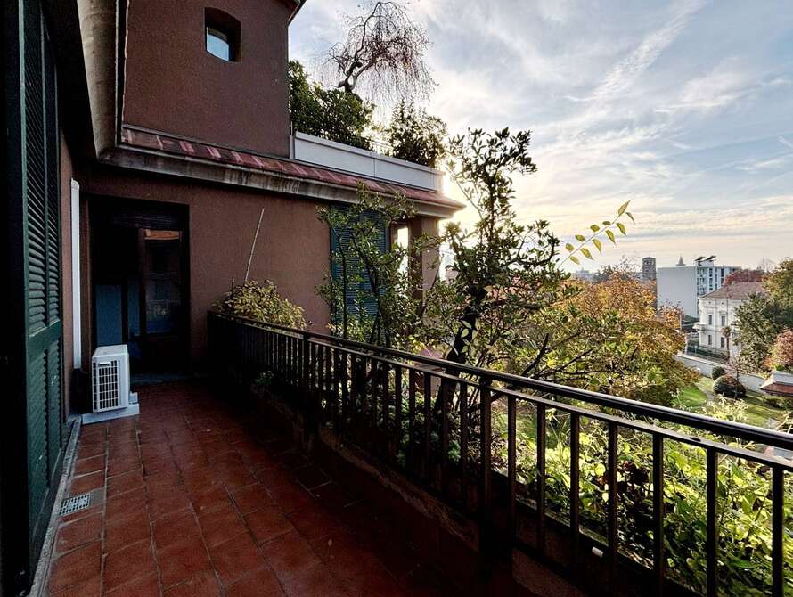 attico di 5 locali a monza