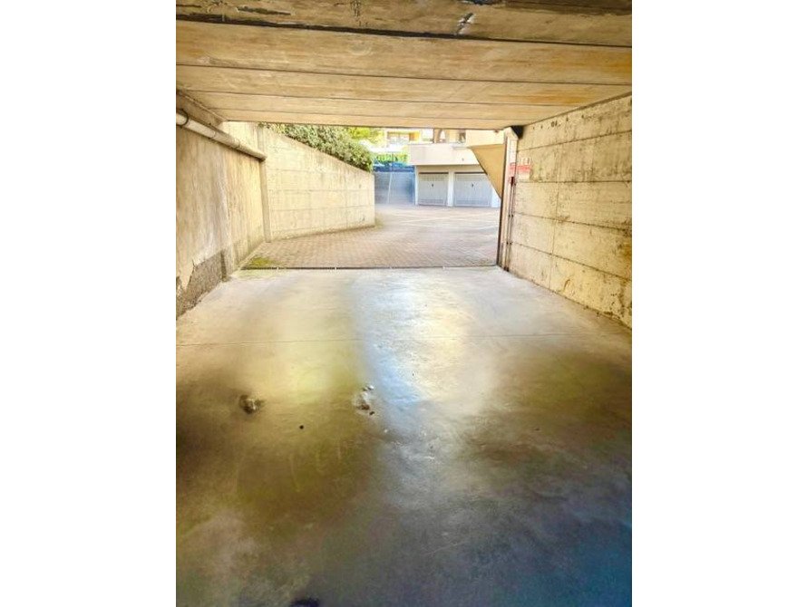 box o garage di 1 locali a lissone