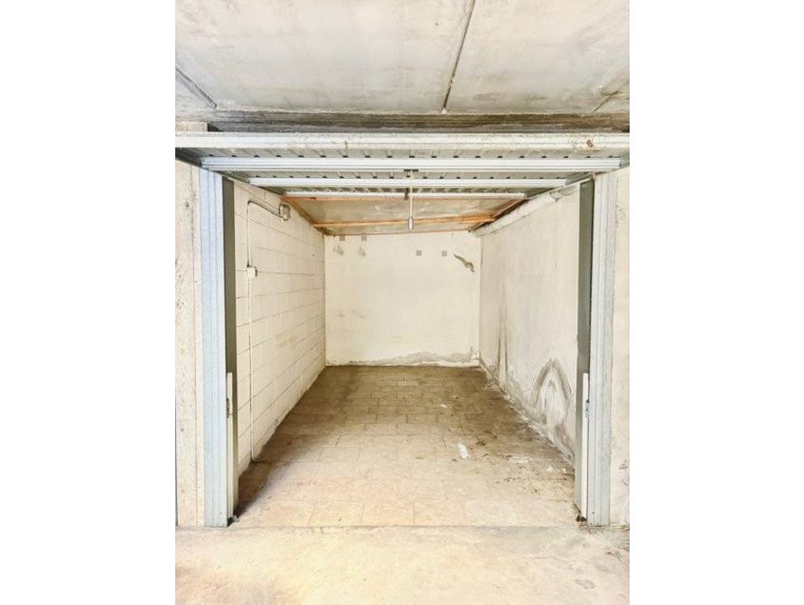 box o garage di 1 locali a lissone