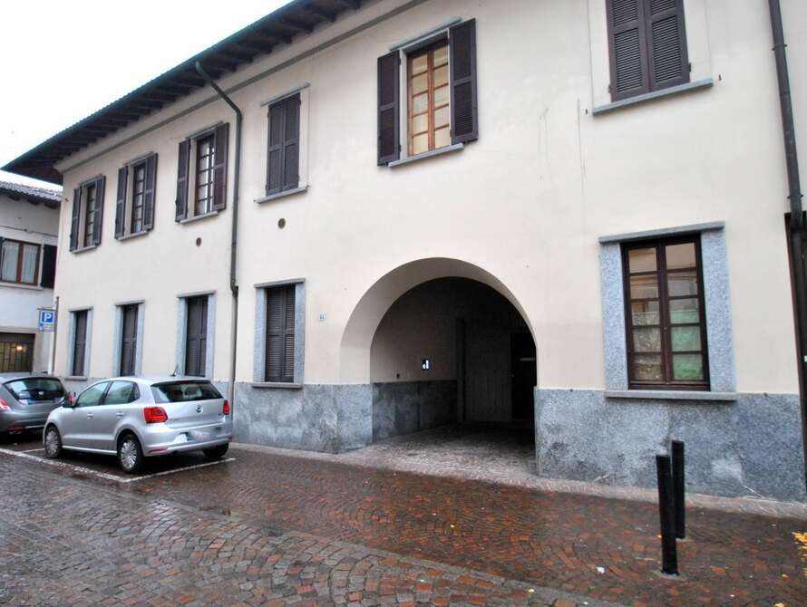 ufficio di 3 locali a vimercate