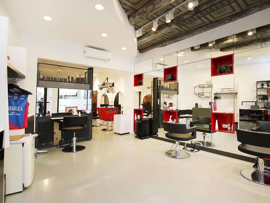 negozio di 2 locali a monza