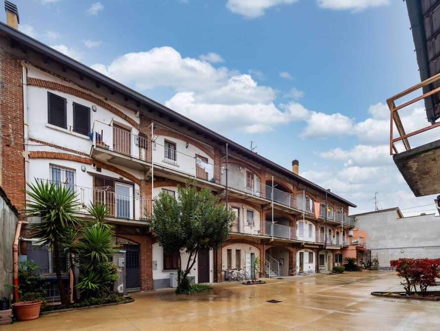 negozio di 1 locali a concorezzo