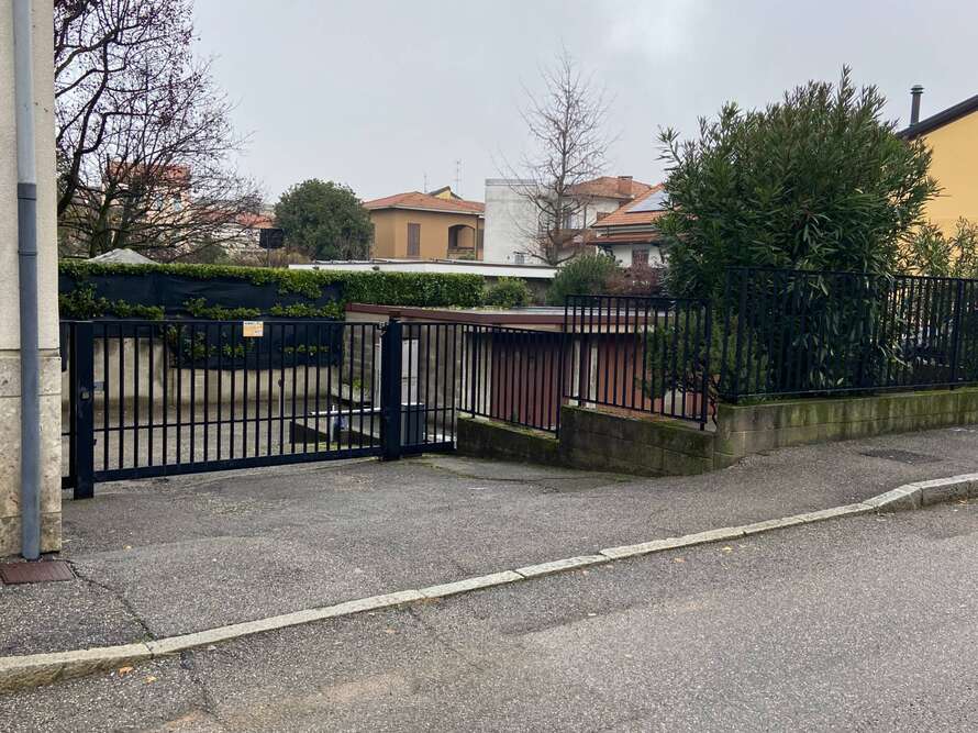 box o garage di 1 locali a concorezzo