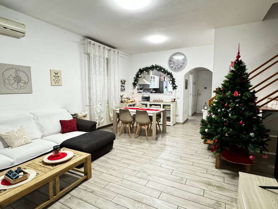 villetta a schiera di 4 locali a burago di molgora