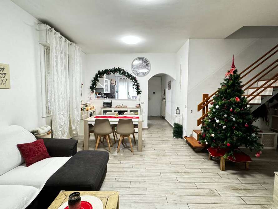 villetta a schiera di 4 locali a burago di molgora