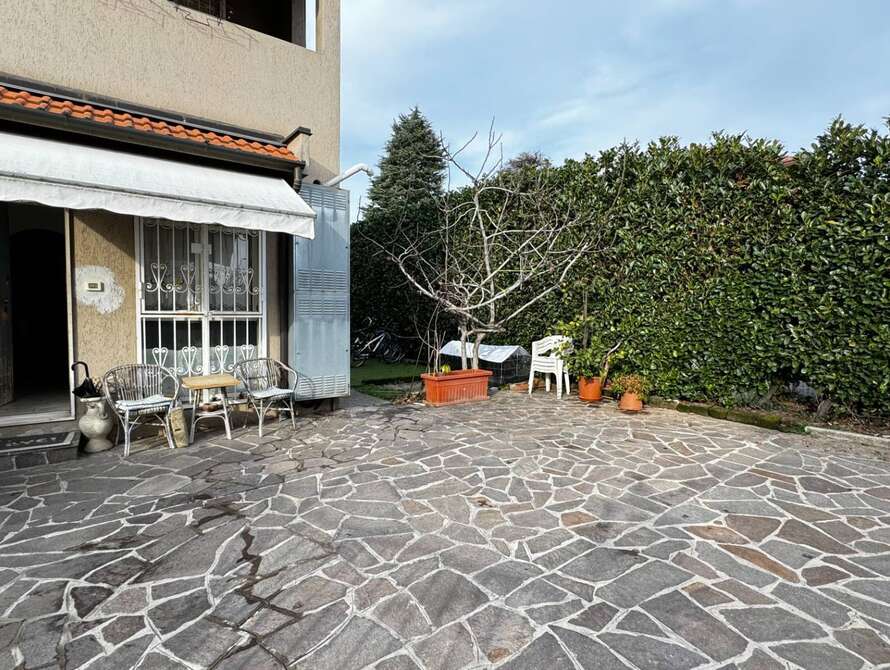 villetta a schiera di 4 locali a burago di molgora