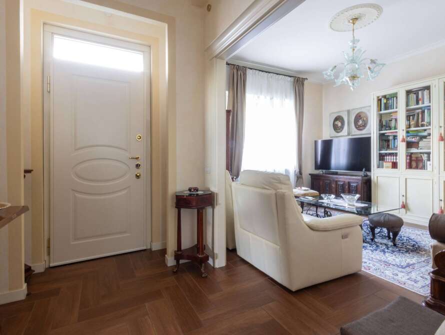 villa di 5 locali a ronco briantino