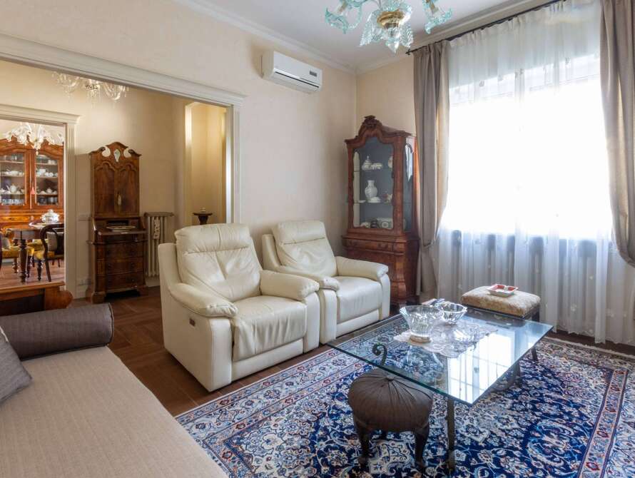 villa di 5 locali a ronco briantino