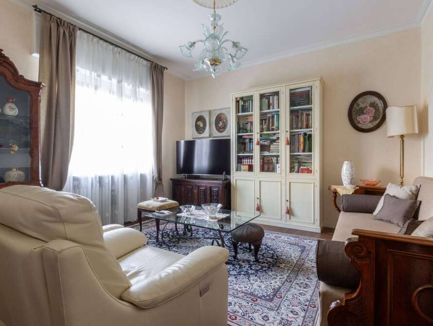 villa di 5 locali a ronco briantino
