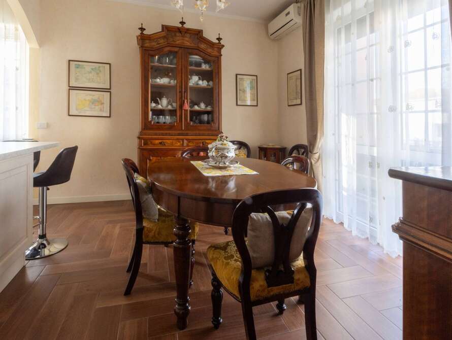 villa di 5 locali a ronco briantino