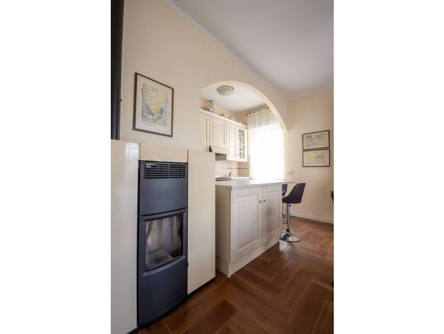 villa di 5 locali a ronco briantino
