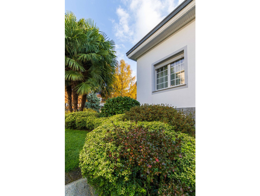villa di 5 locali a ronco briantino