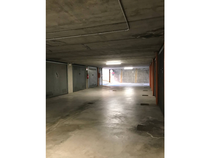 box o garage di 1 locali a concorezzo