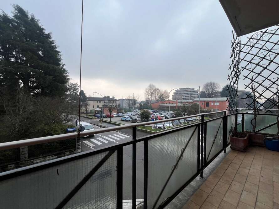 appartamento di 3 locali a villasanta