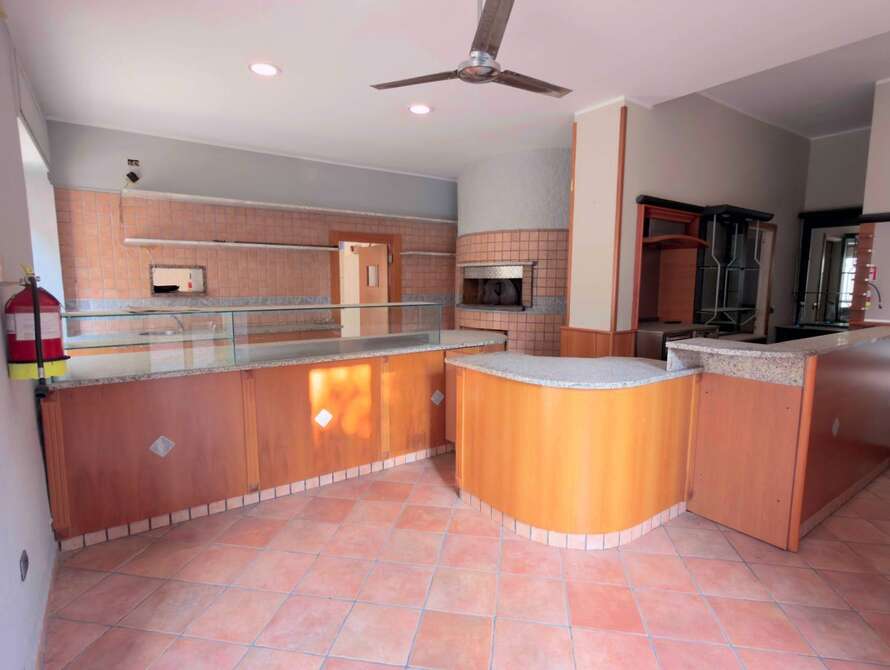 negozio di 3 locali a usmate velate