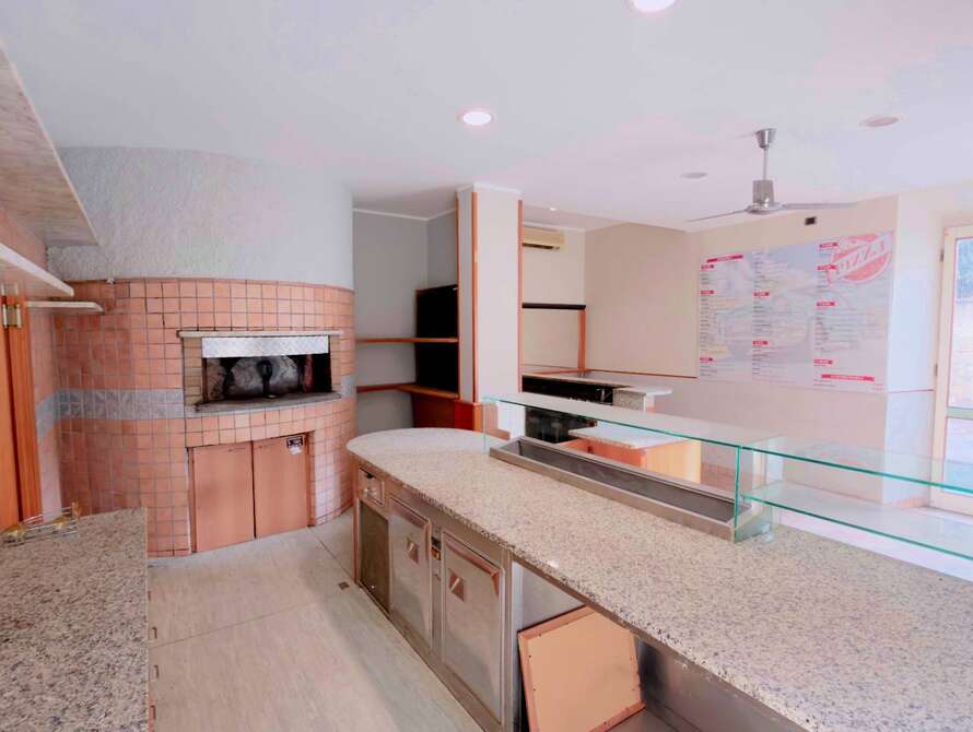 negozio di 3 locali a usmate velate