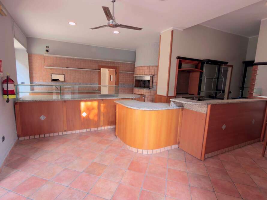 negozio di 3 locali a usmate velate