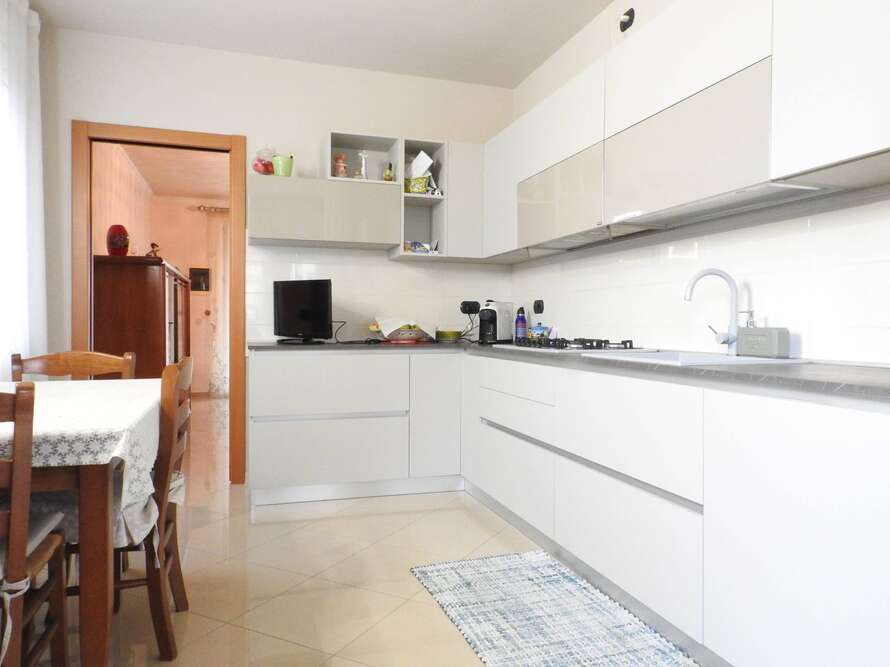 appartamento di 4 locali a bernareggio